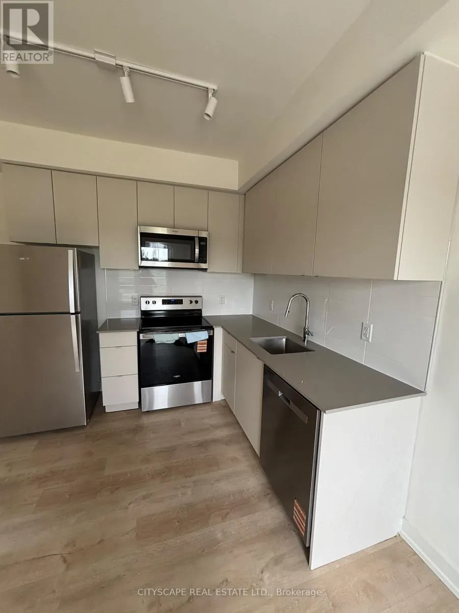 304A - 16 MELBOURNE AVENUE
