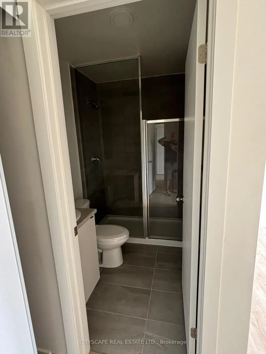 304A - 16 MELBOURNE AVENUE