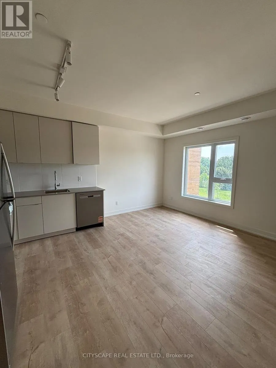 304A - 16 MELBOURNE AVENUE