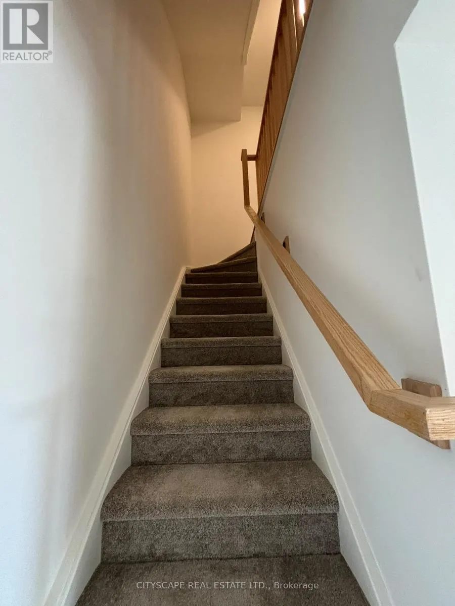304A - 16 MELBOURNE AVENUE