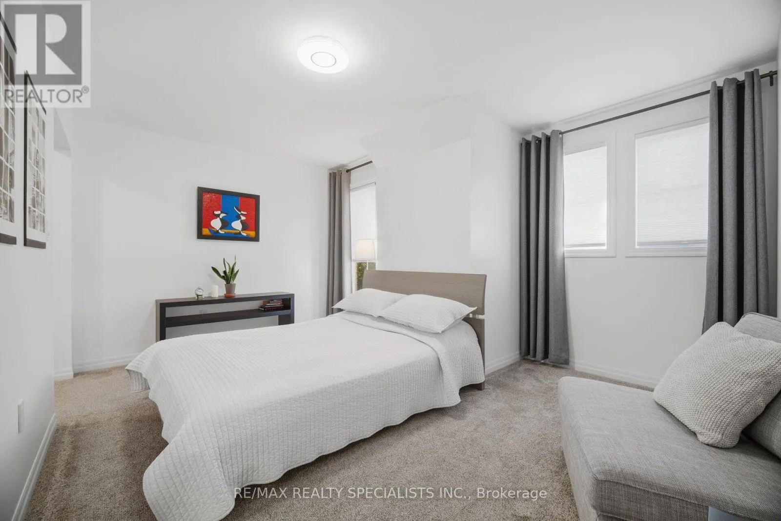 306 MONTREAL CIRCLE