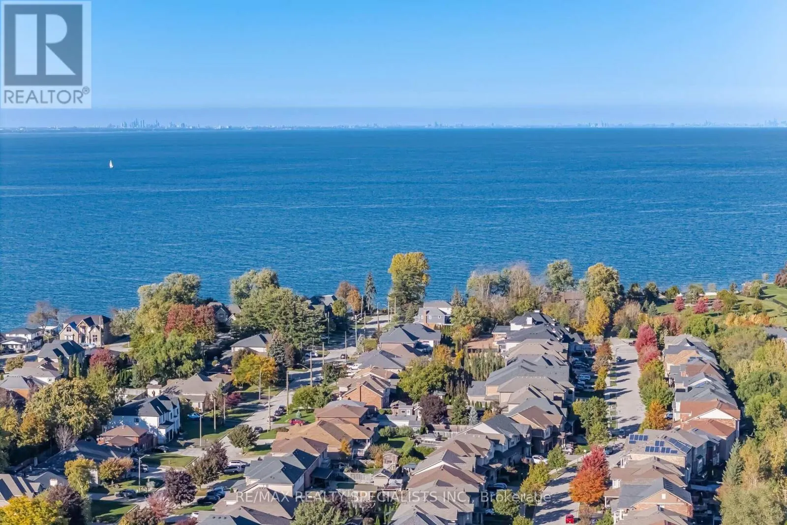 306 MONTREAL CIRCLE