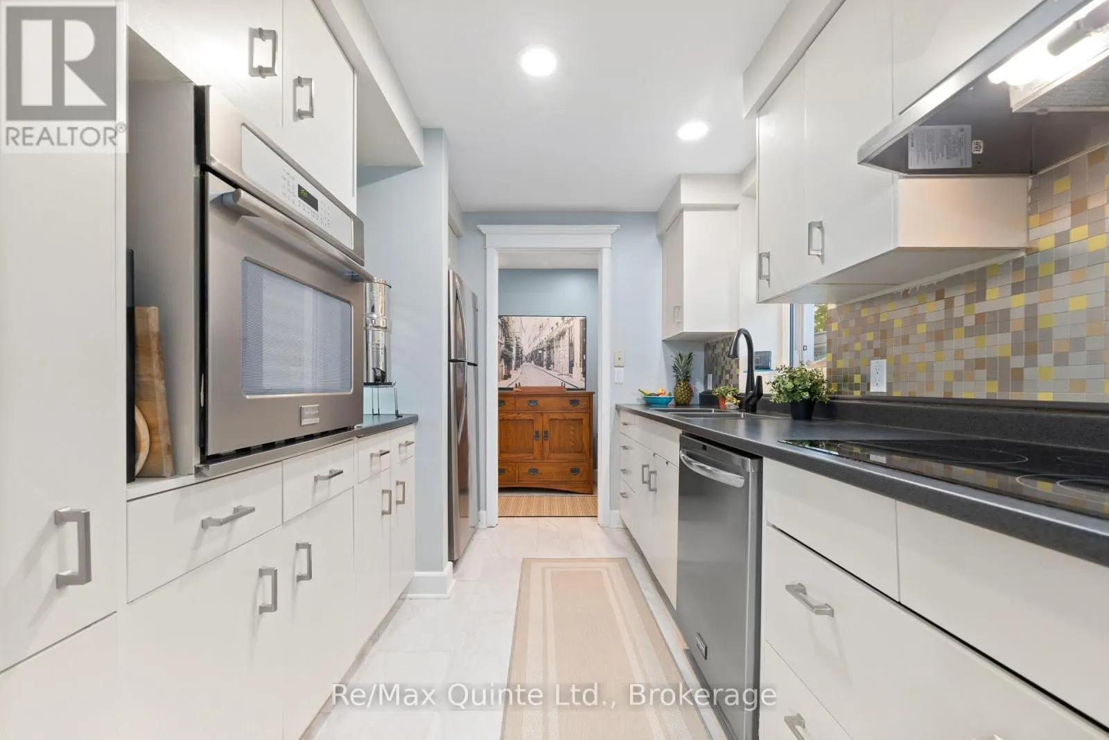 5 - 99 BRIDGE STREET E #5