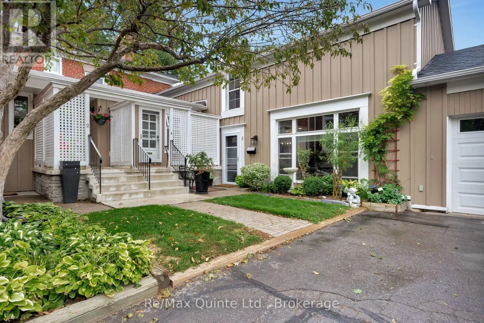 5 - 99 BRIDGE STREET E #5