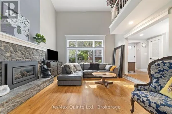 5 - 99 BRIDGE STREET E #5