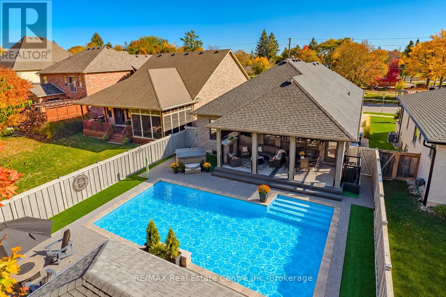 66 WAVERLEY DRIVE
