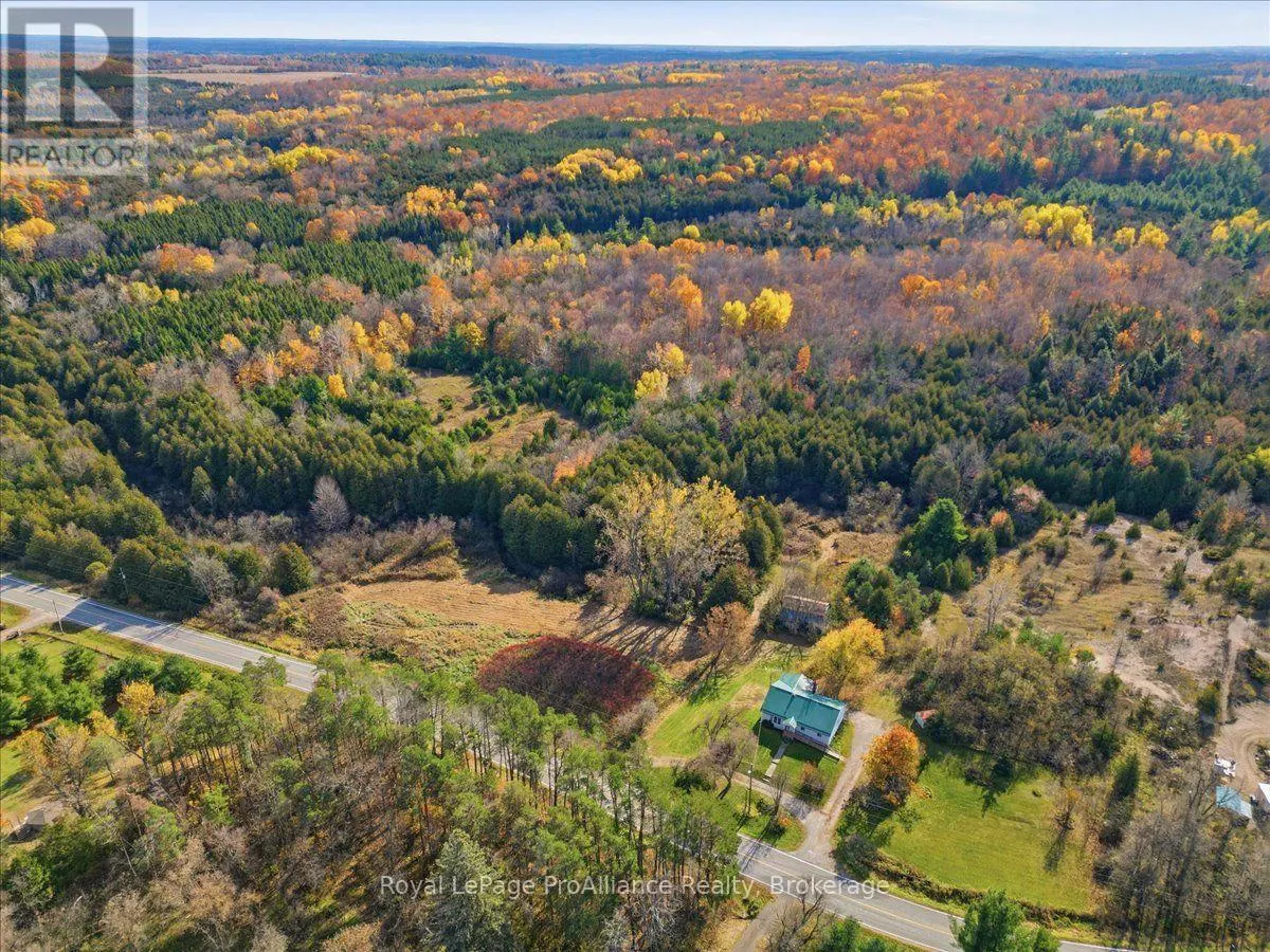 2096 HOLLOWVIEW ROAD