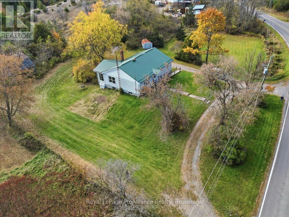 2096 HOLLOWVIEW ROAD