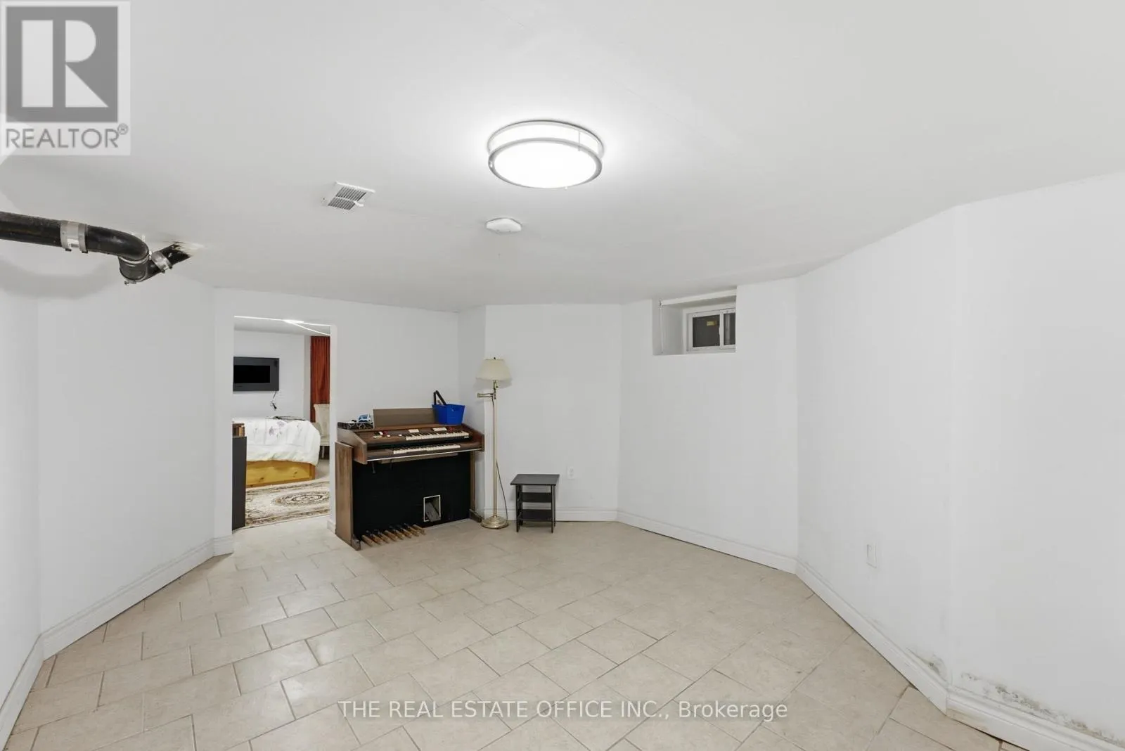 4327 SIMCOE STREET