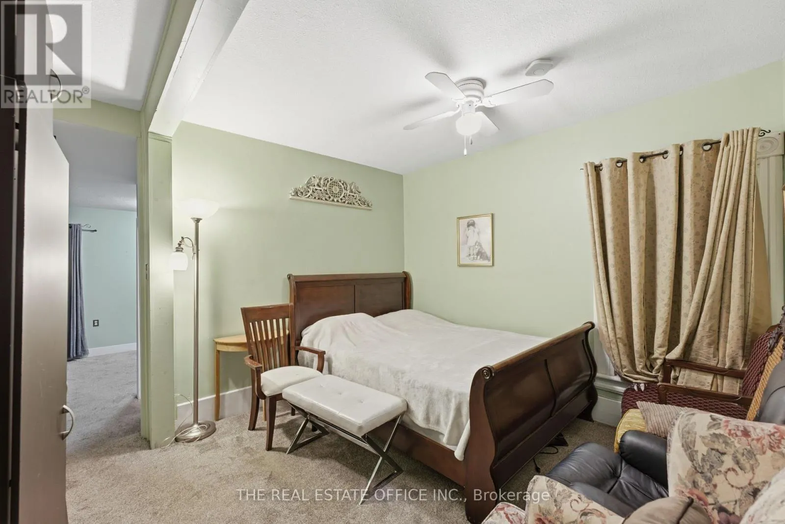 4327 SIMCOE STREET