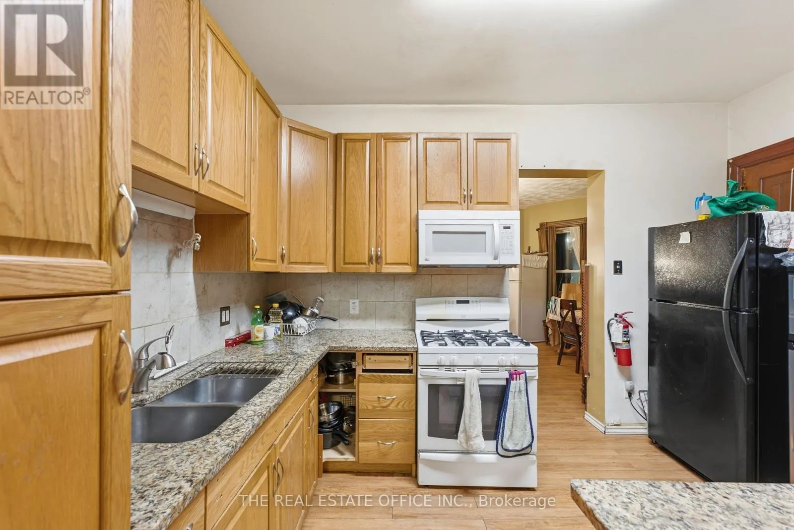 4327 SIMCOE STREET