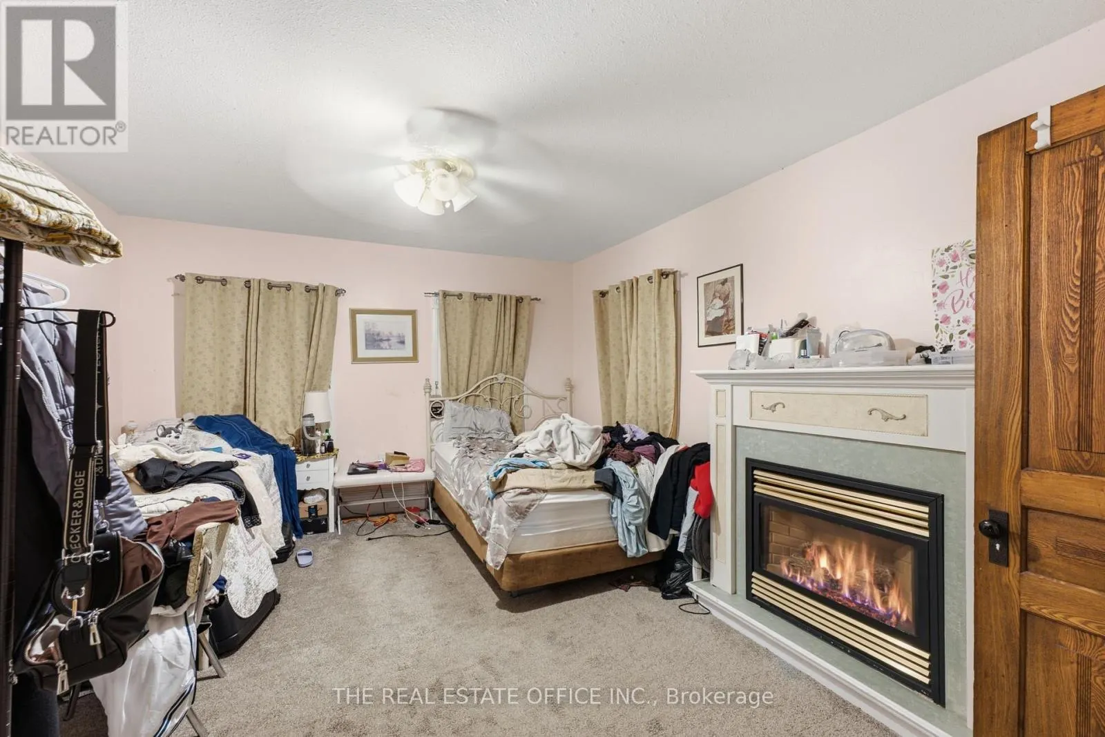4327 SIMCOE STREET