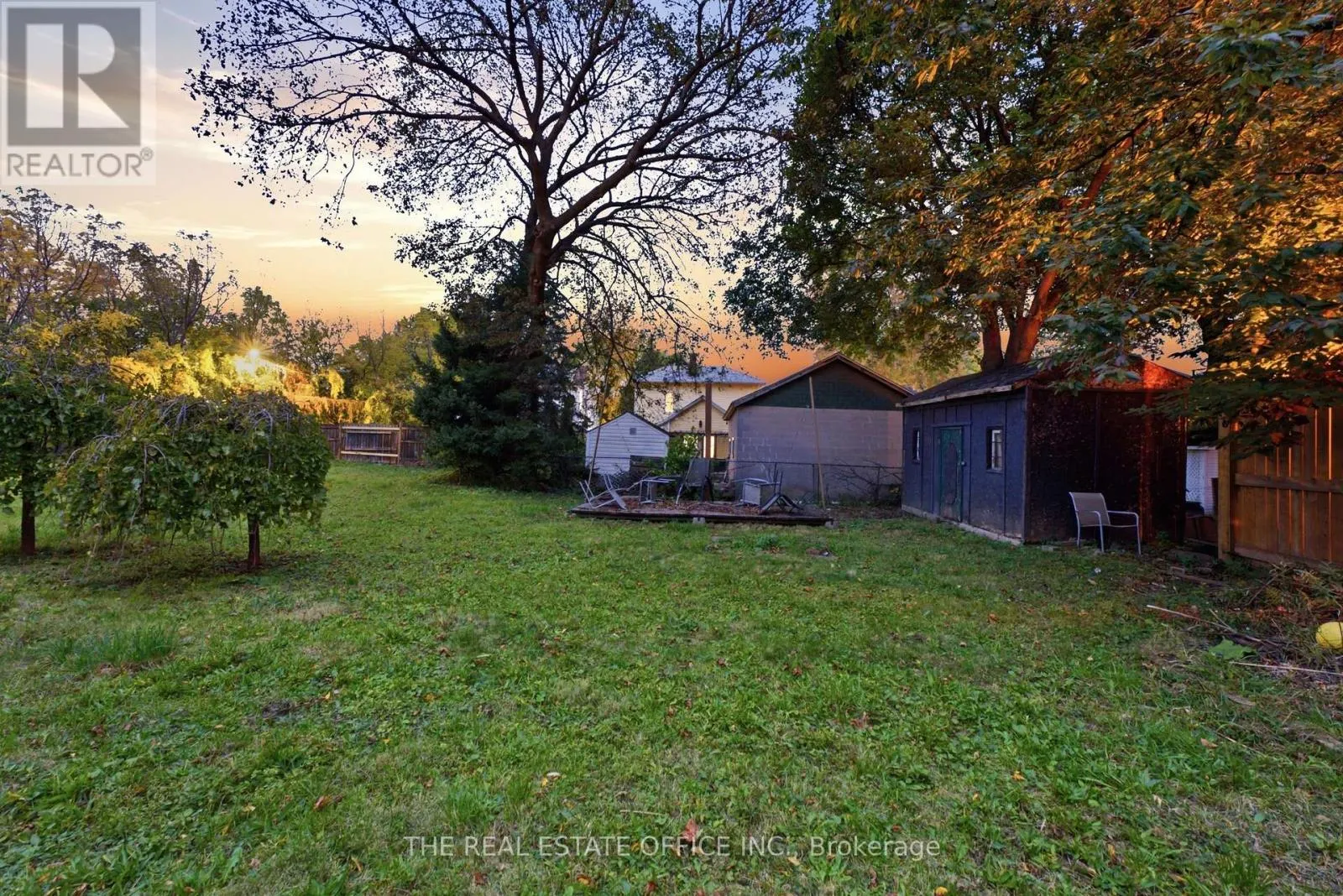 4327 SIMCOE STREET