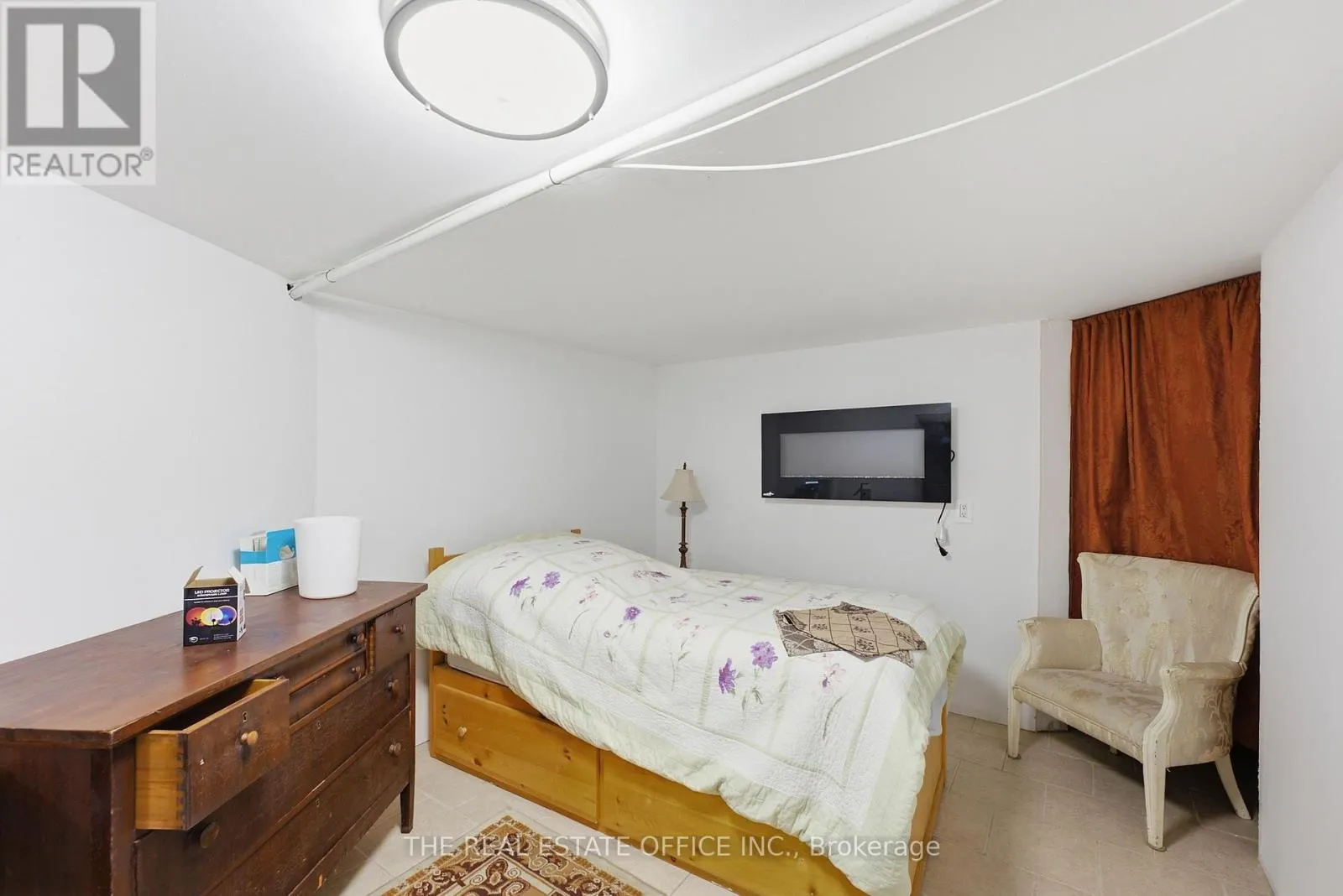 4327 SIMCOE STREET