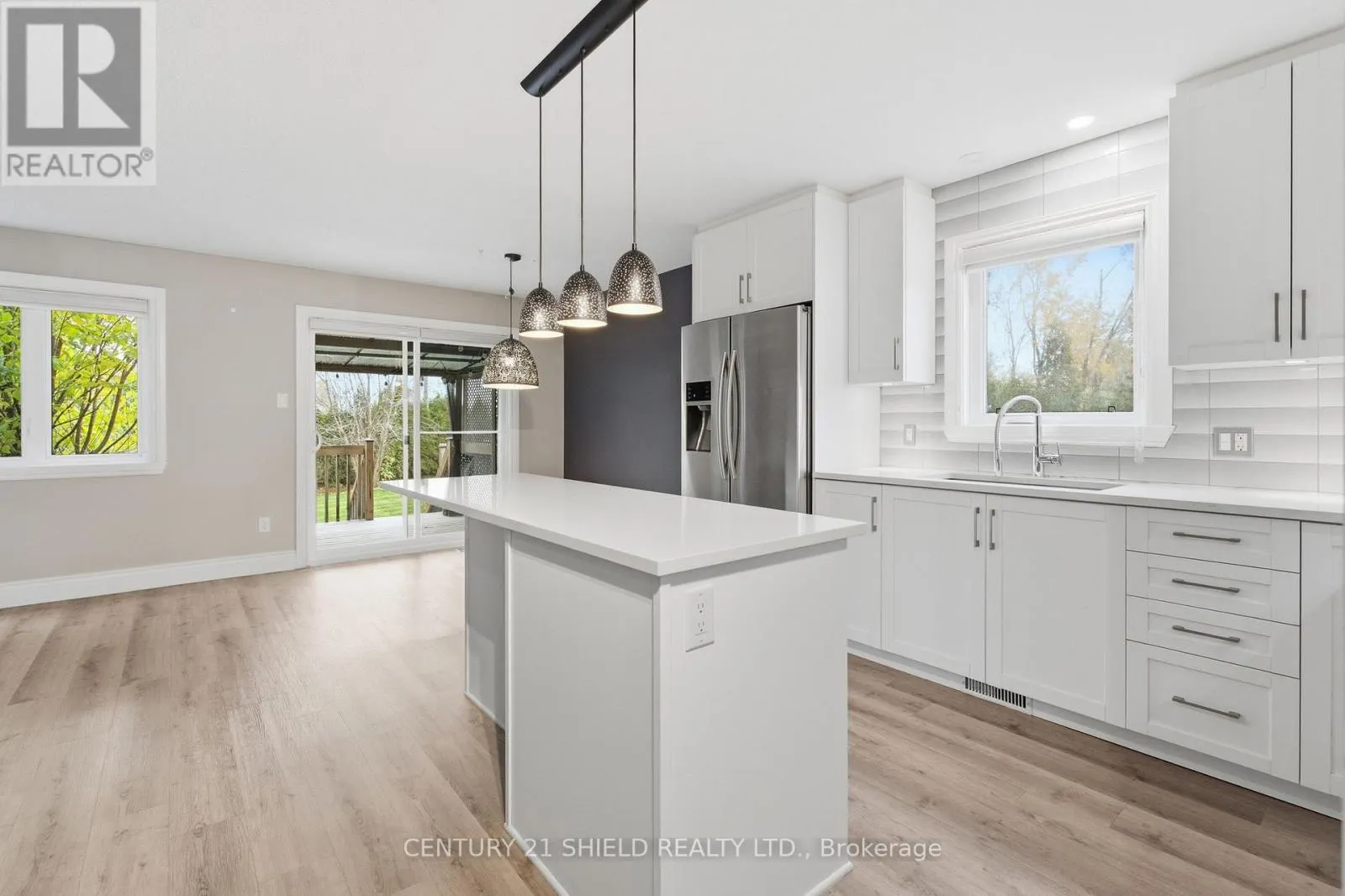 1140 CLEMENT COURT