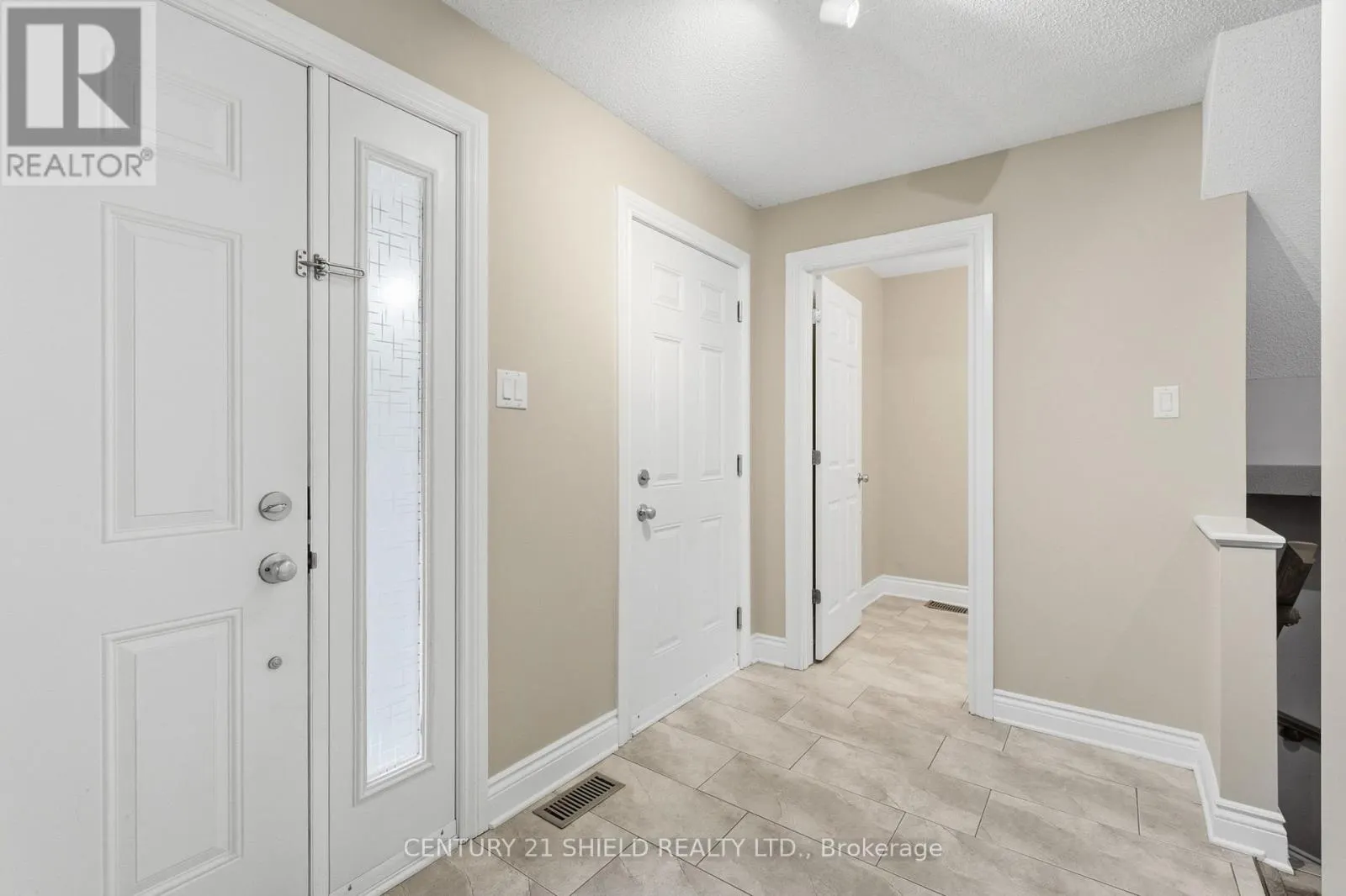 1140 CLEMENT COURT