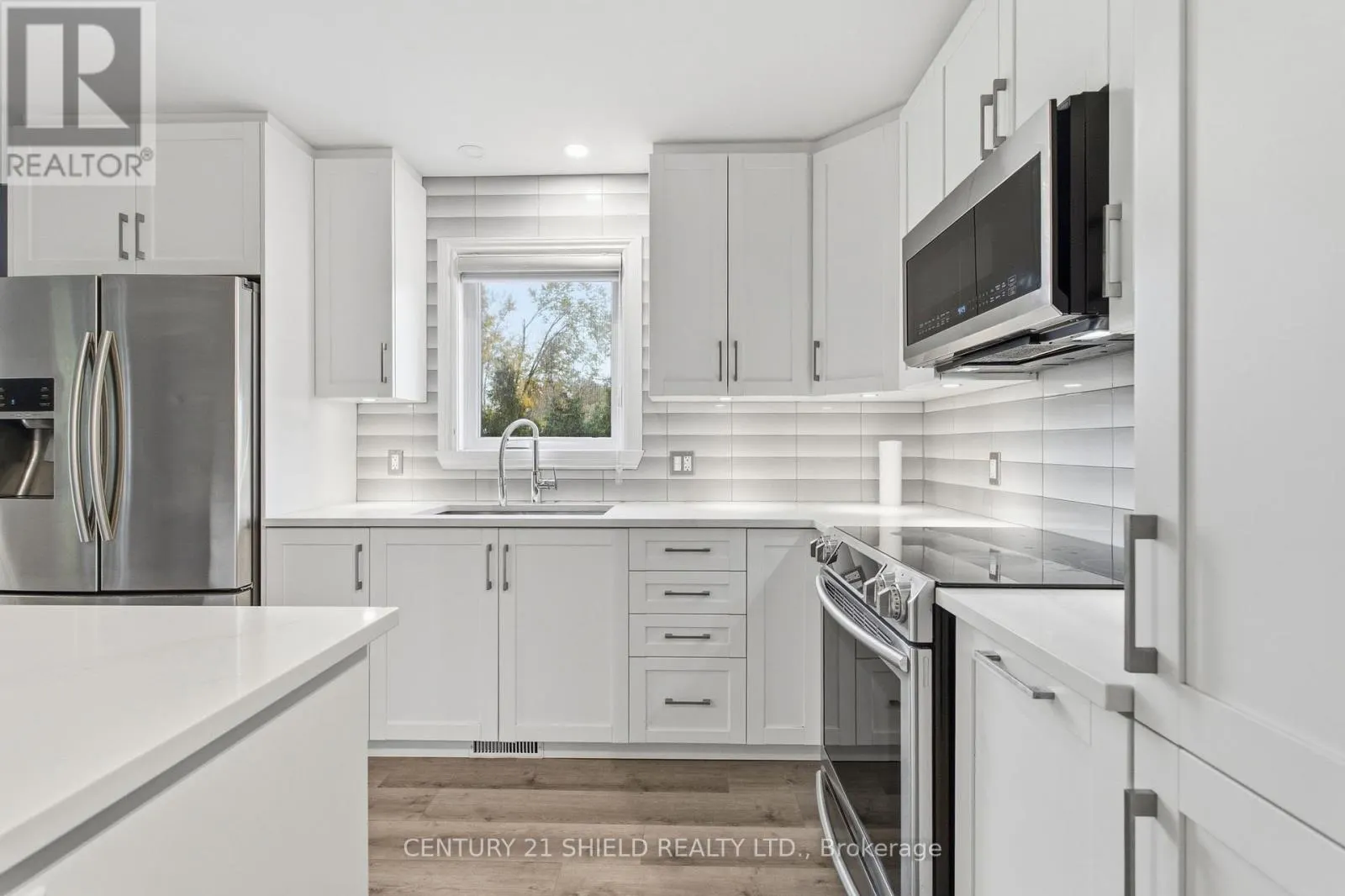 1140 CLEMENT COURT