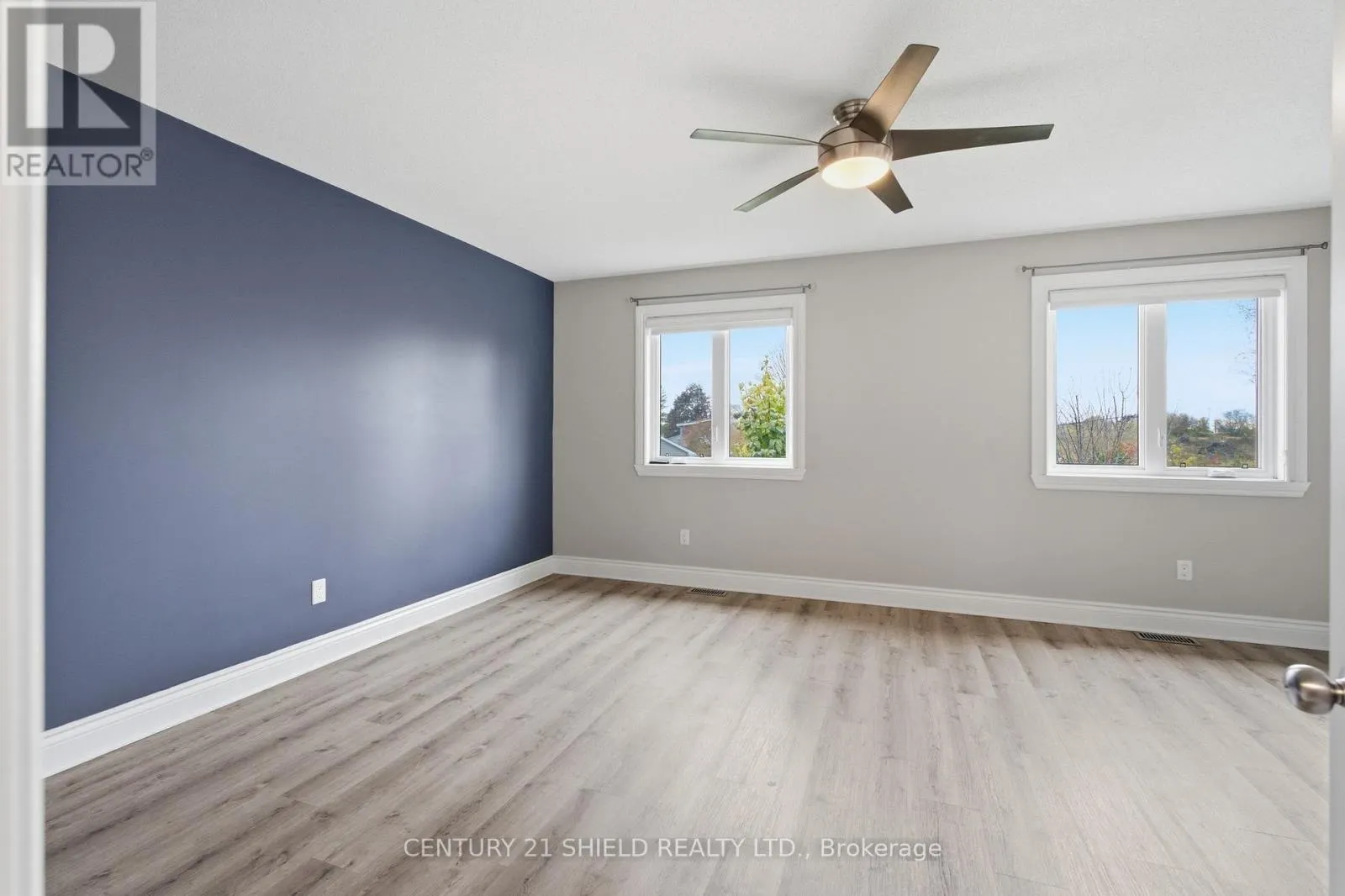 1140 CLEMENT COURT