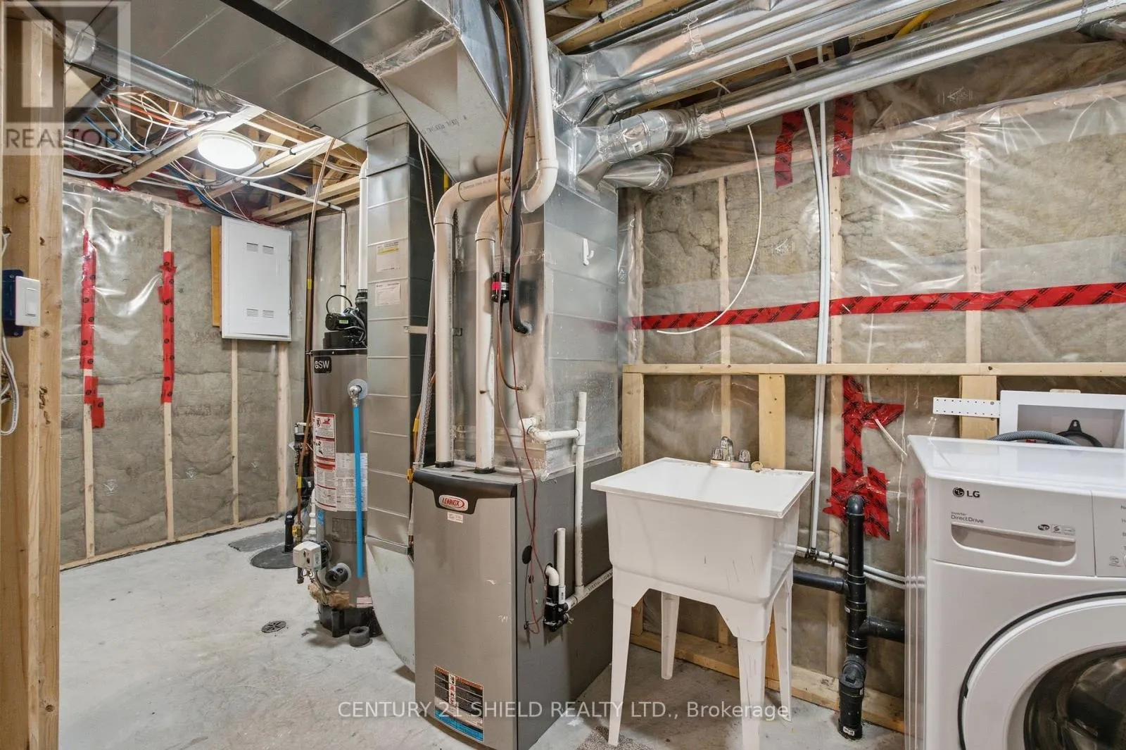 1140 CLEMENT COURT