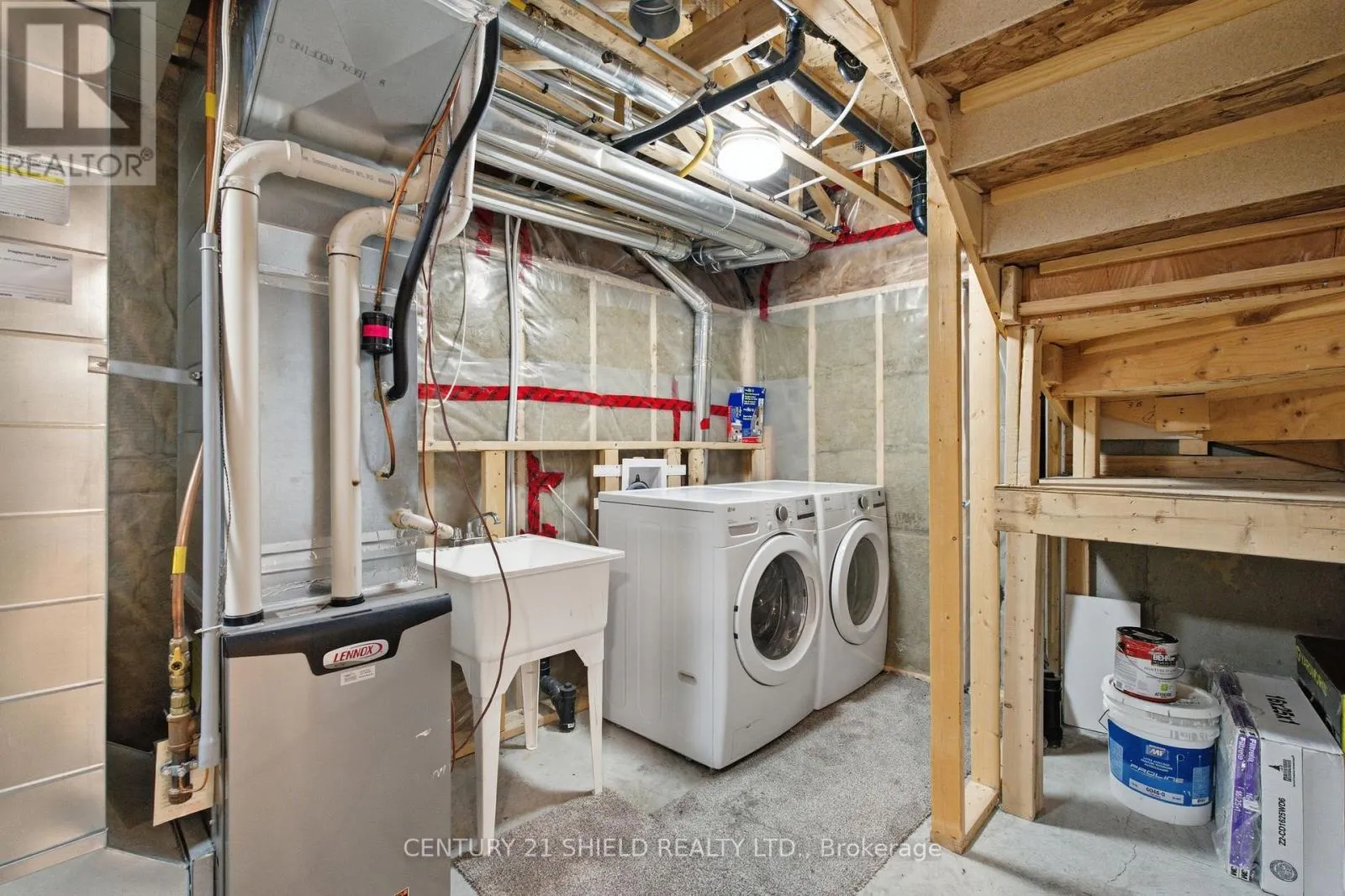 1140 CLEMENT COURT
