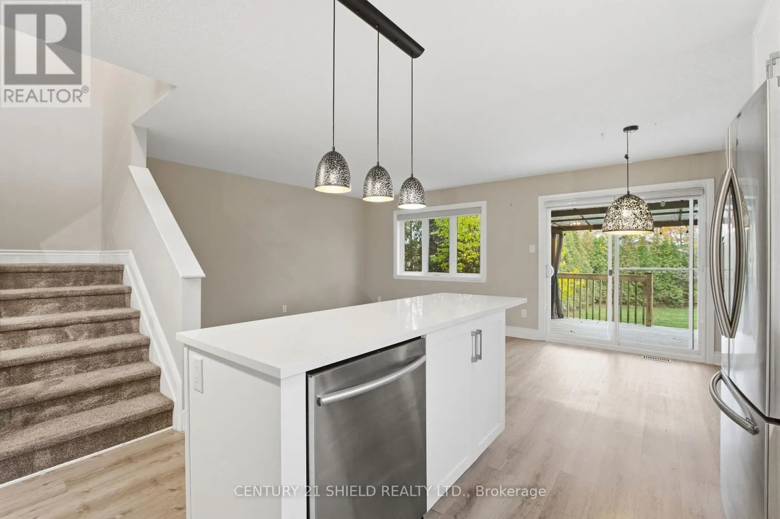 1140 CLEMENT COURT