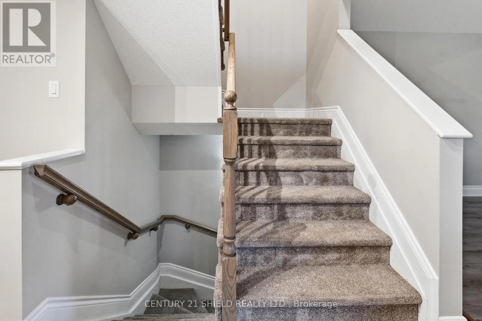 1140 CLEMENT COURT