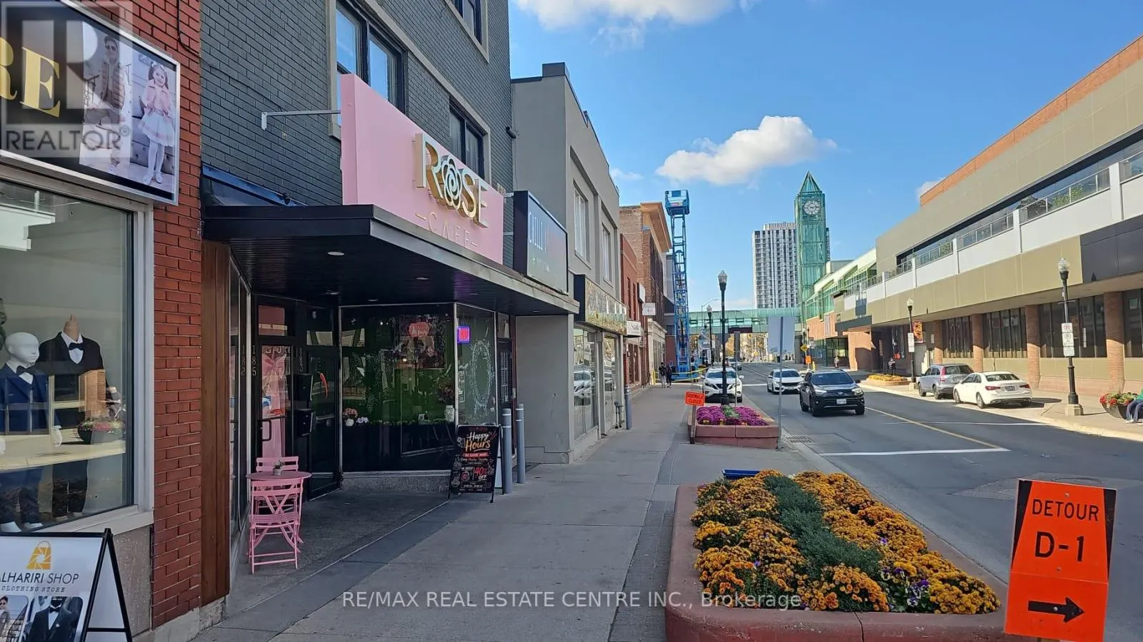 185 KING STREET E