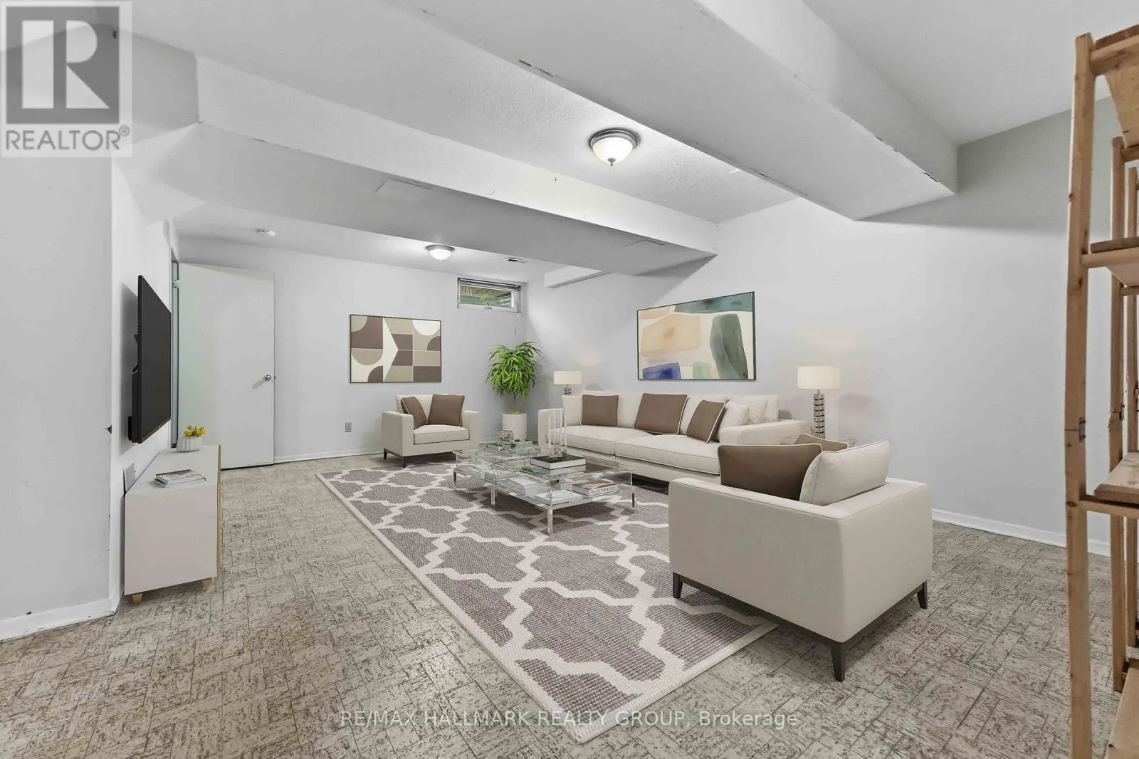 193 PICKFORD DRIVE