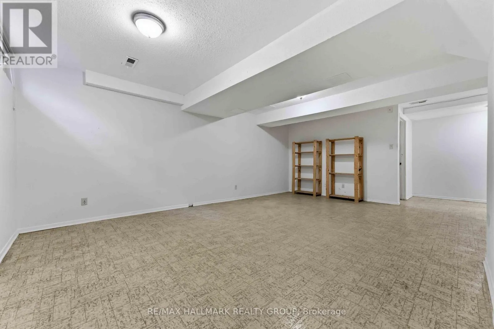 193 PICKFORD DRIVE