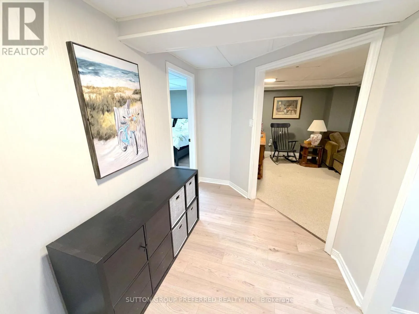 4 - 163 PINE VALLEY DRIVE #4