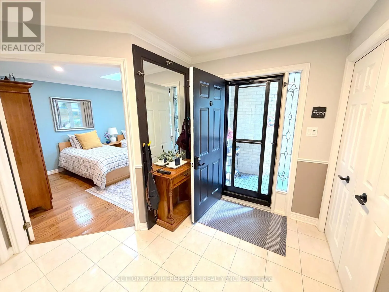 4 - 163 PINE VALLEY DRIVE #4