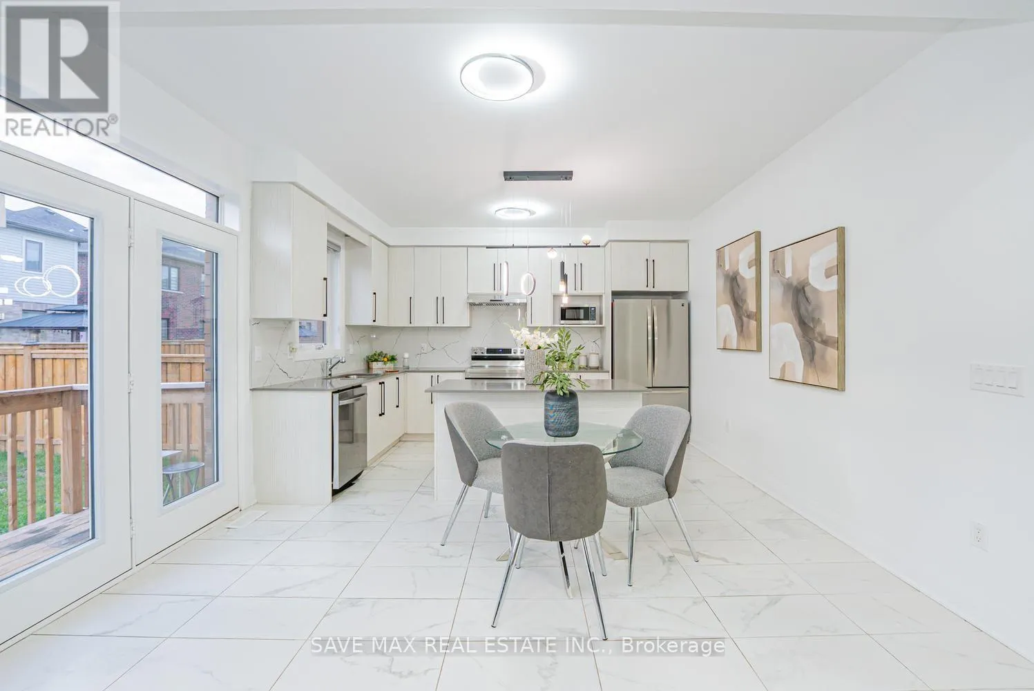 42 PRINCE PHILIP BOULEVARD