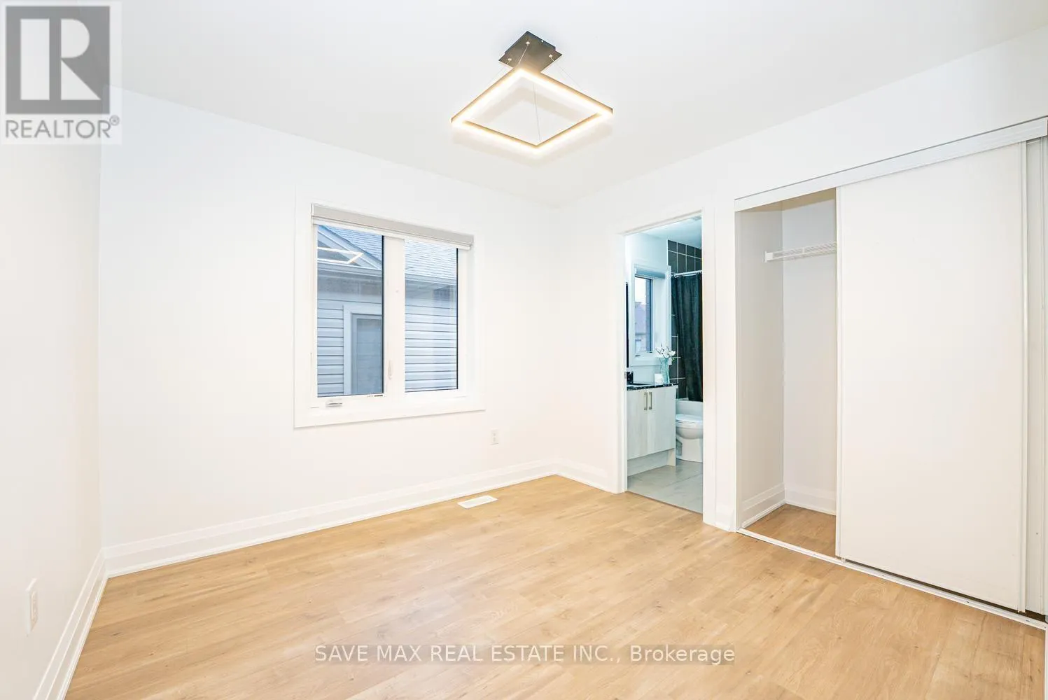 42 PRINCE PHILIP BOULEVARD