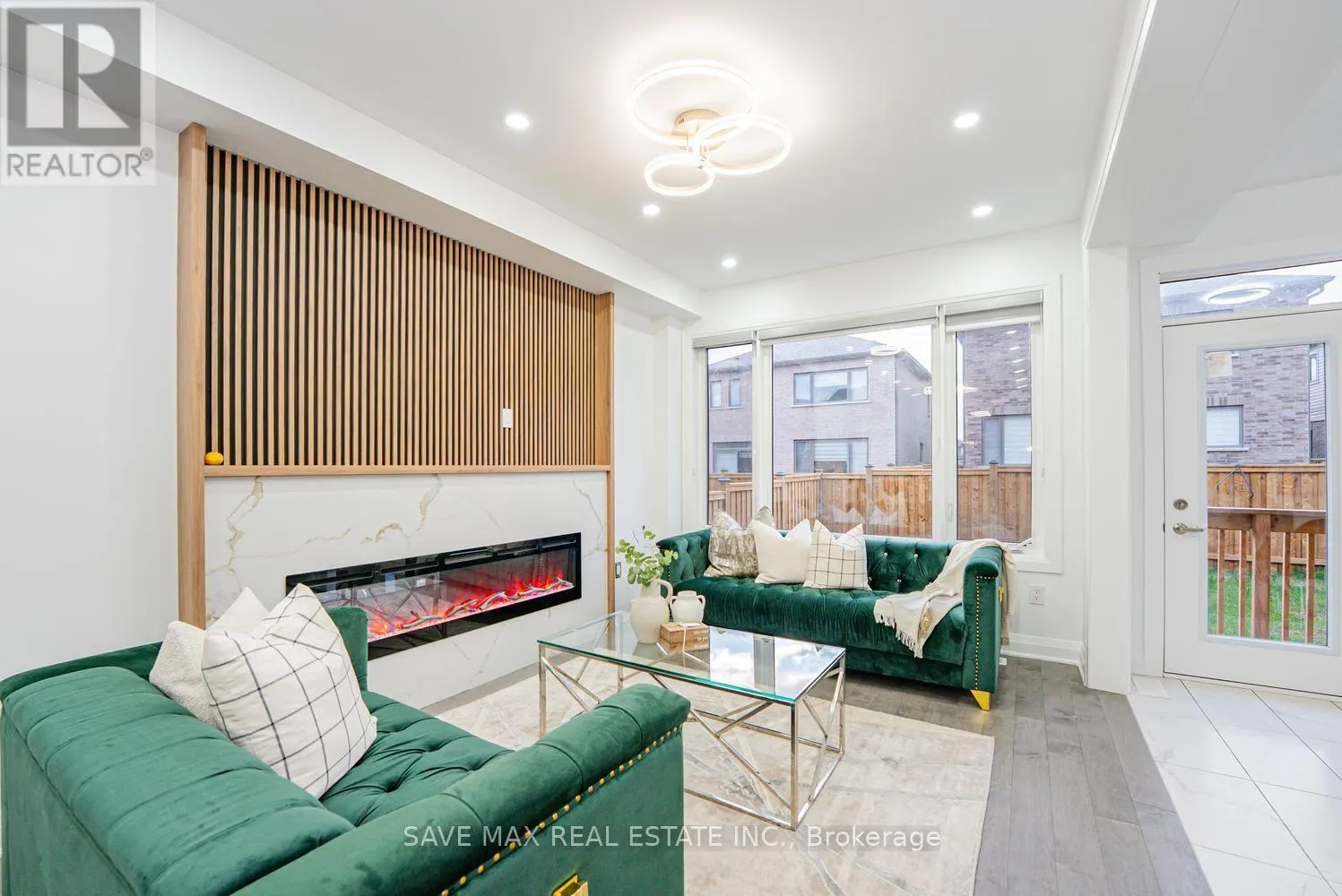 42 PRINCE PHILIP BOULEVARD