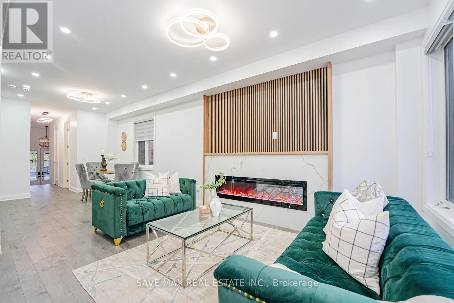 42 PRINCE PHILIP BOULEVARD