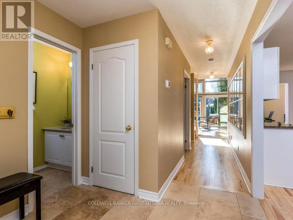 5 CROSSING BRIDGE COURT