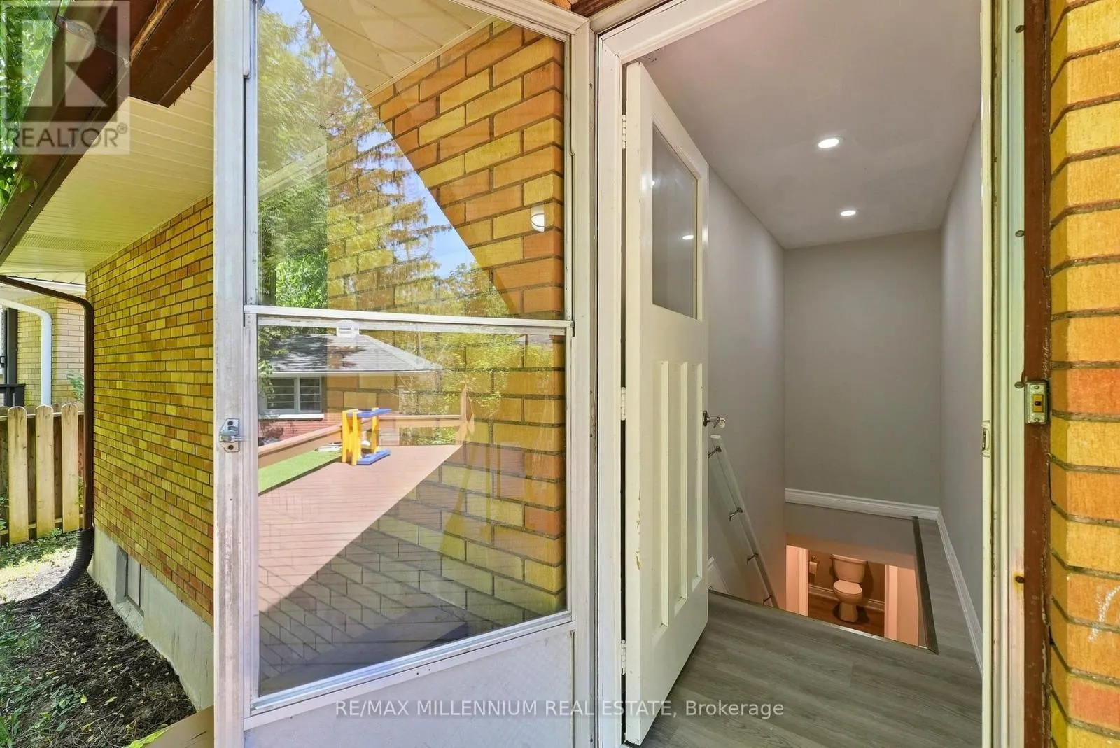 22 MONTGOMERY ROAD