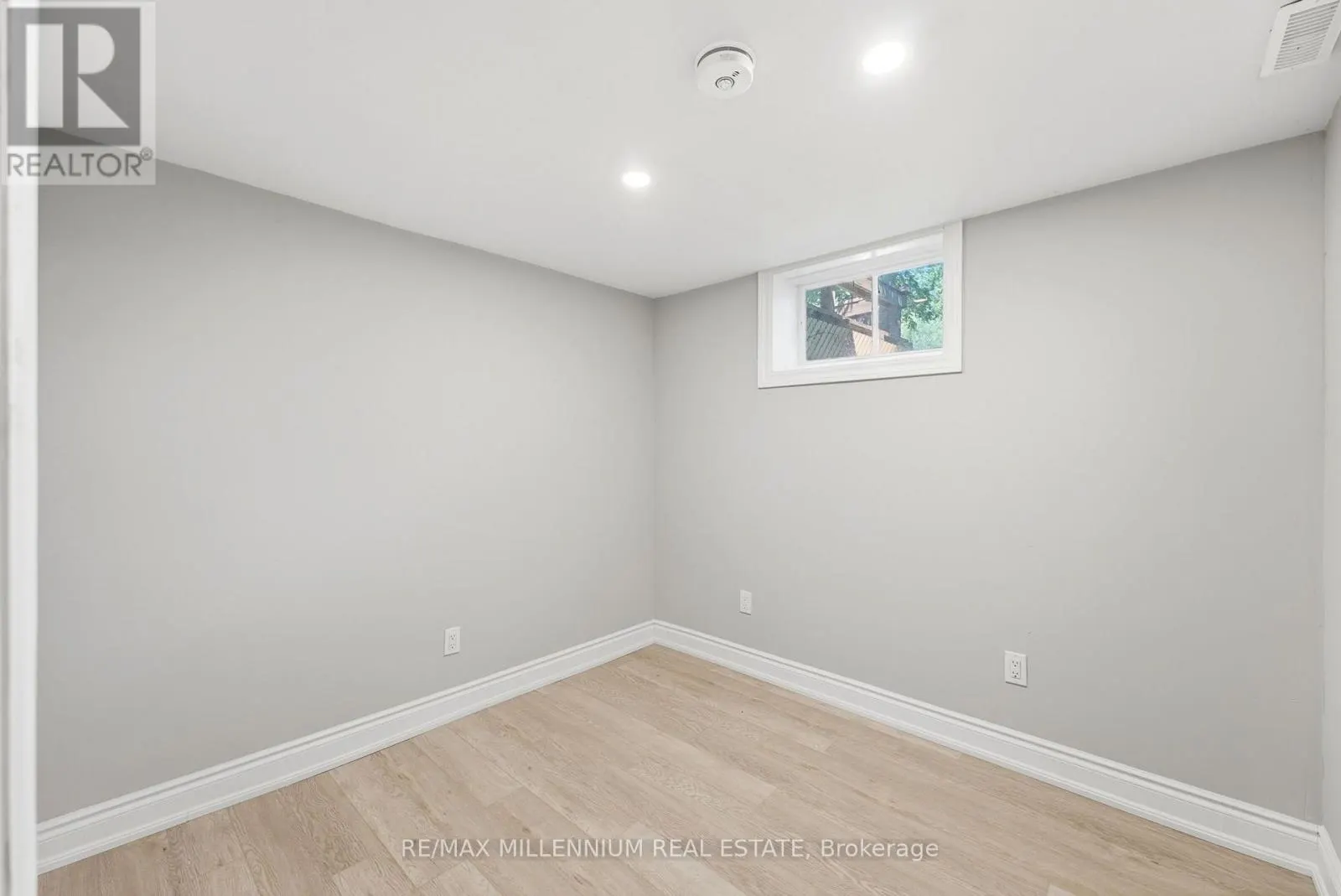 22 MONTGOMERY ROAD