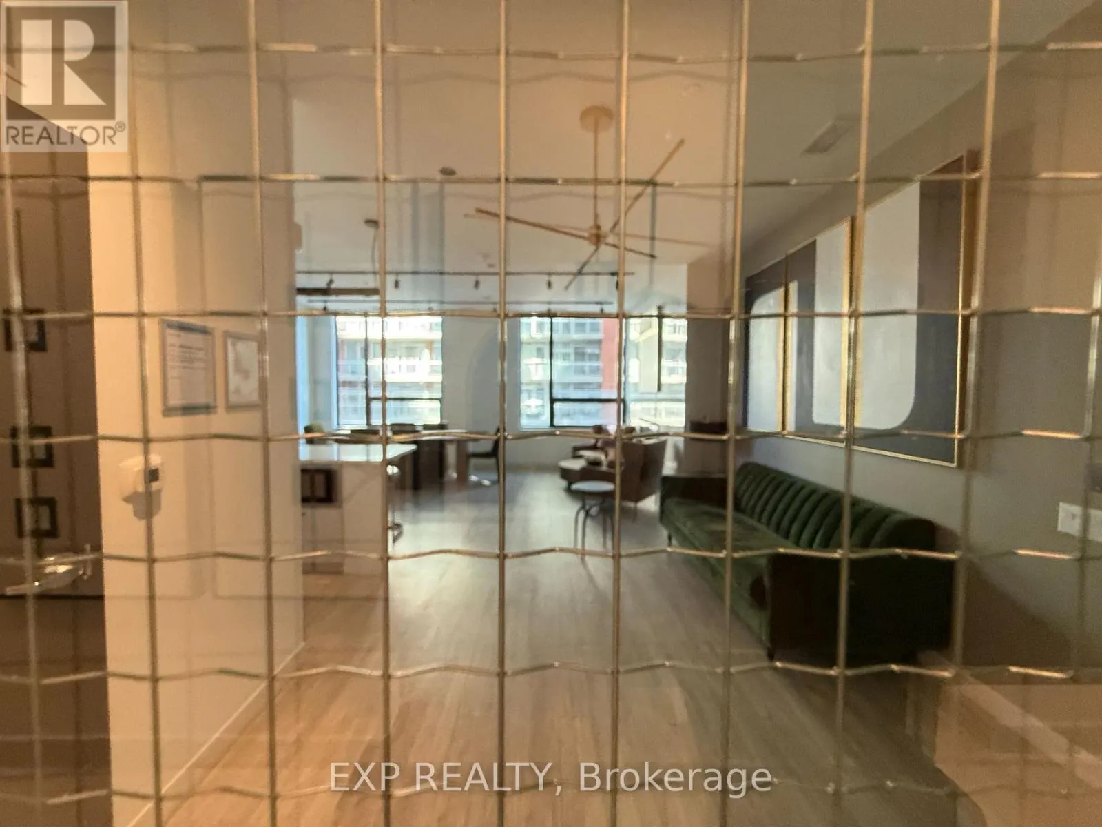 1001 - 180 GEORGE STREET