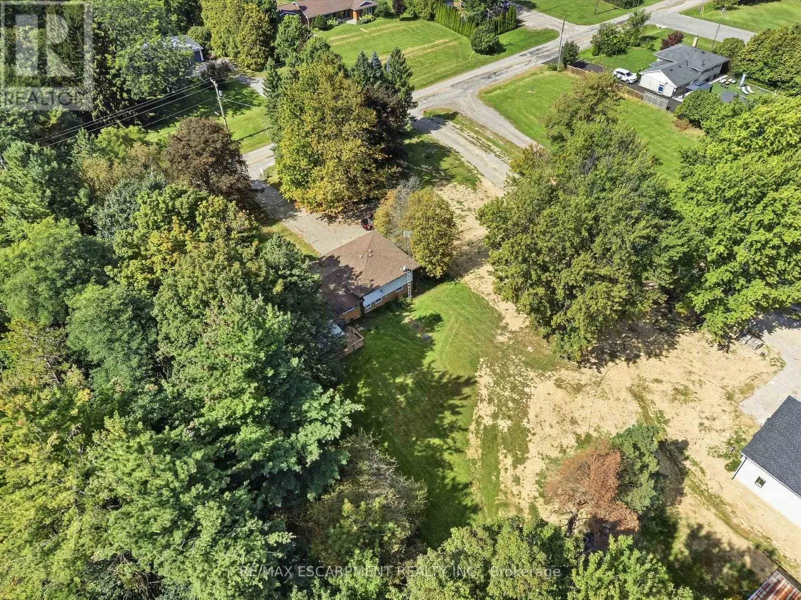 205 SUNNYRIDGE ROAD