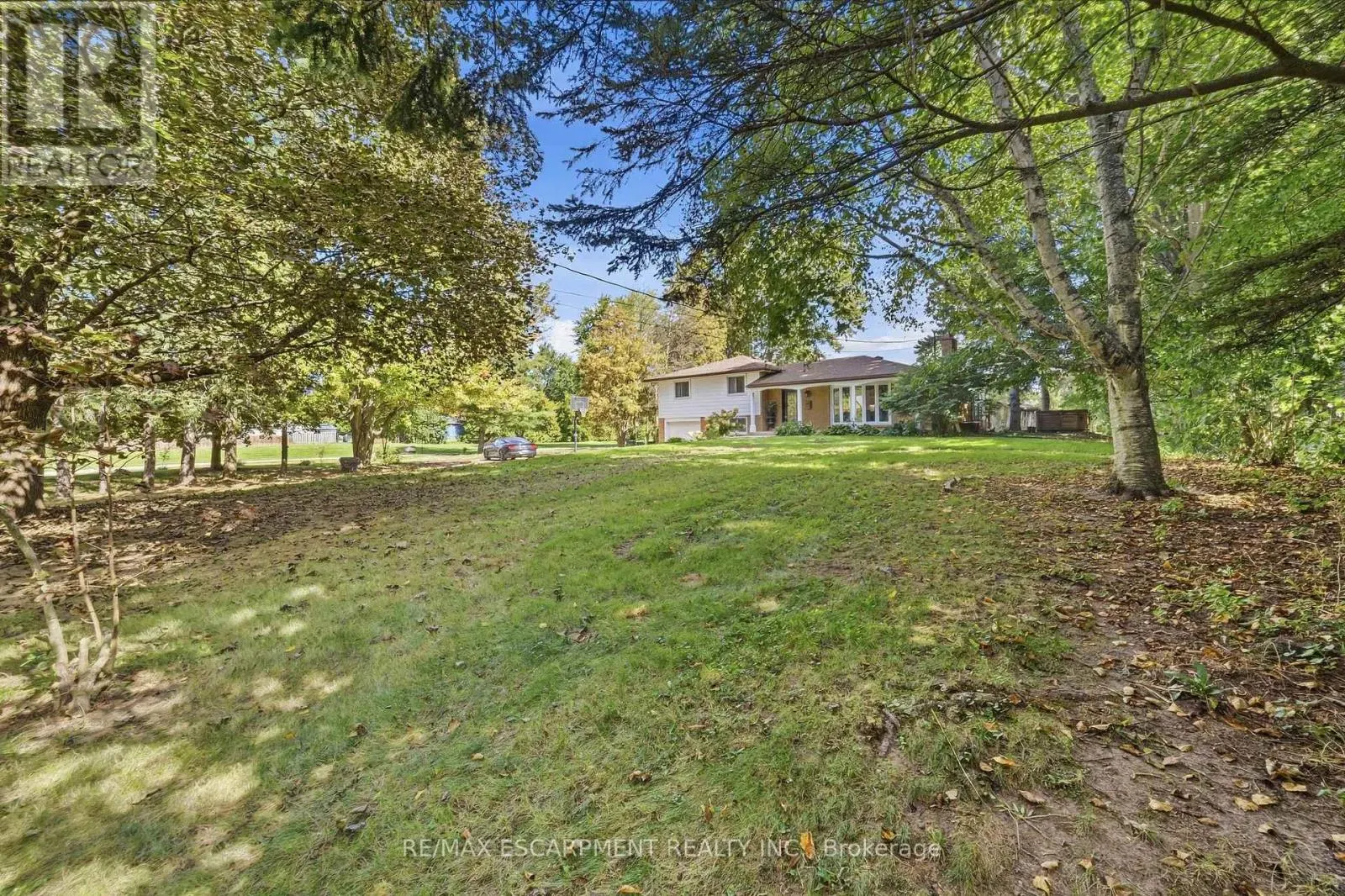 205 SUNNYRIDGE ROAD