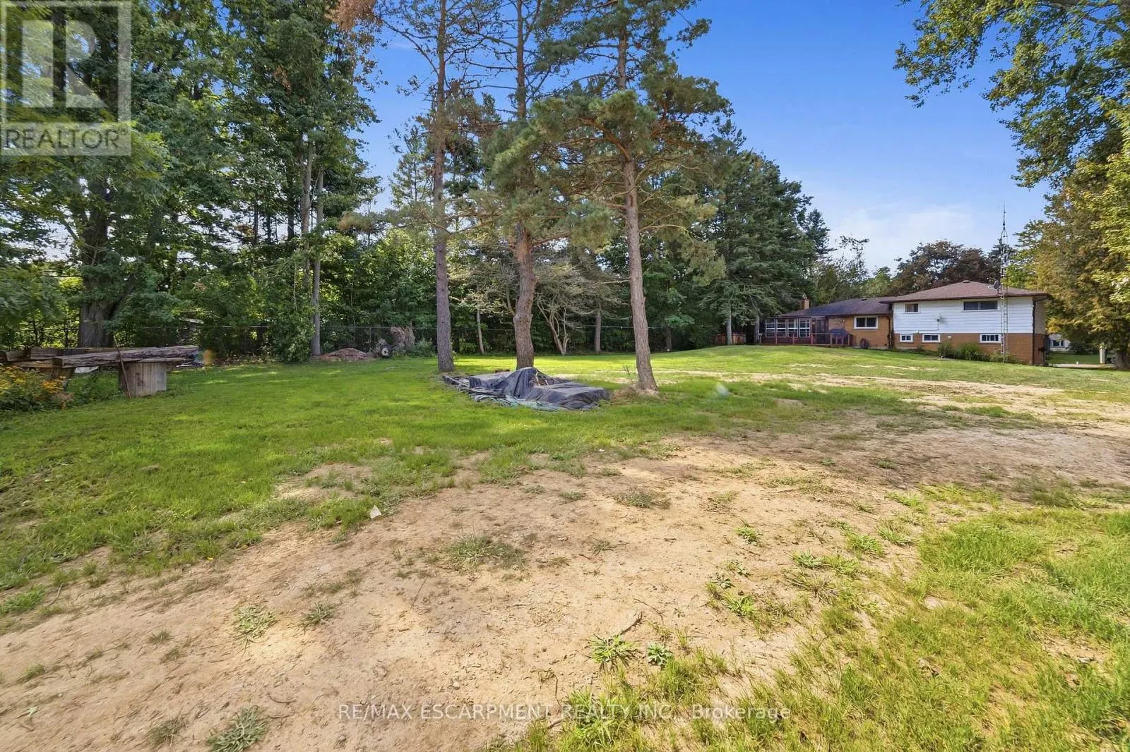 205 SUNNYRIDGE ROAD