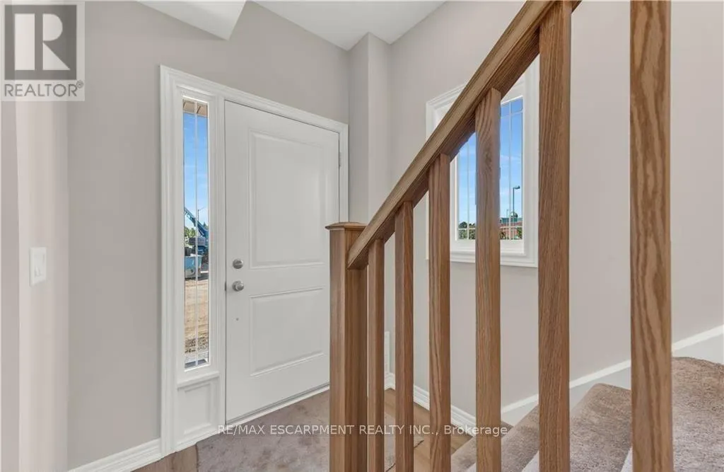 39 - 19 PICARDY DRIVE