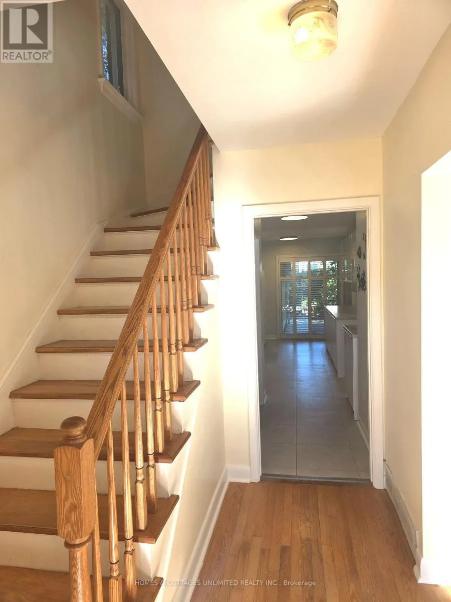 1205 EMPEROR AVENUE