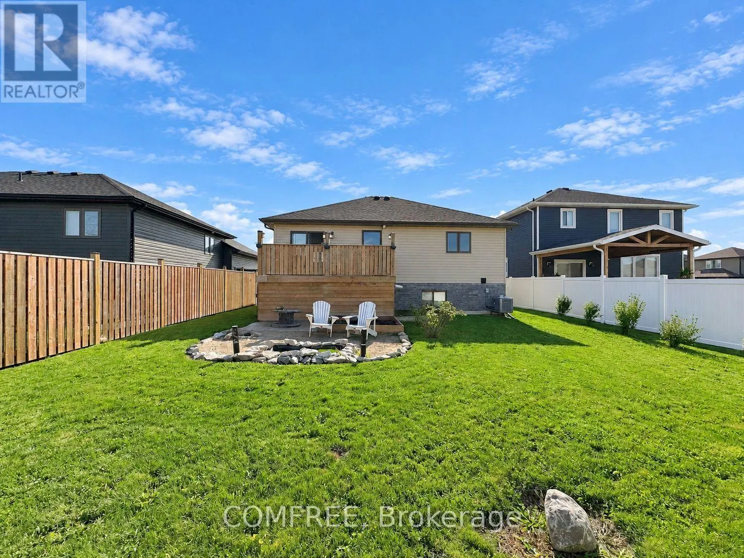 32 HAWTHORNE CRESCENT