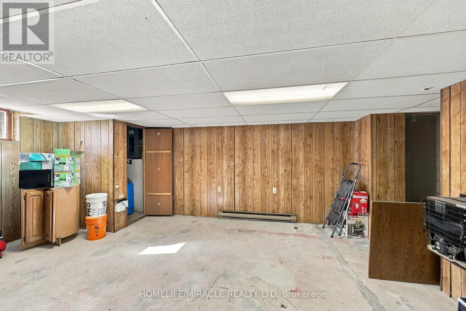 3752 FAIRGROUND ROAD