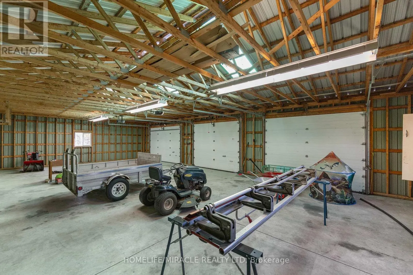 3752 FAIRGROUND ROAD