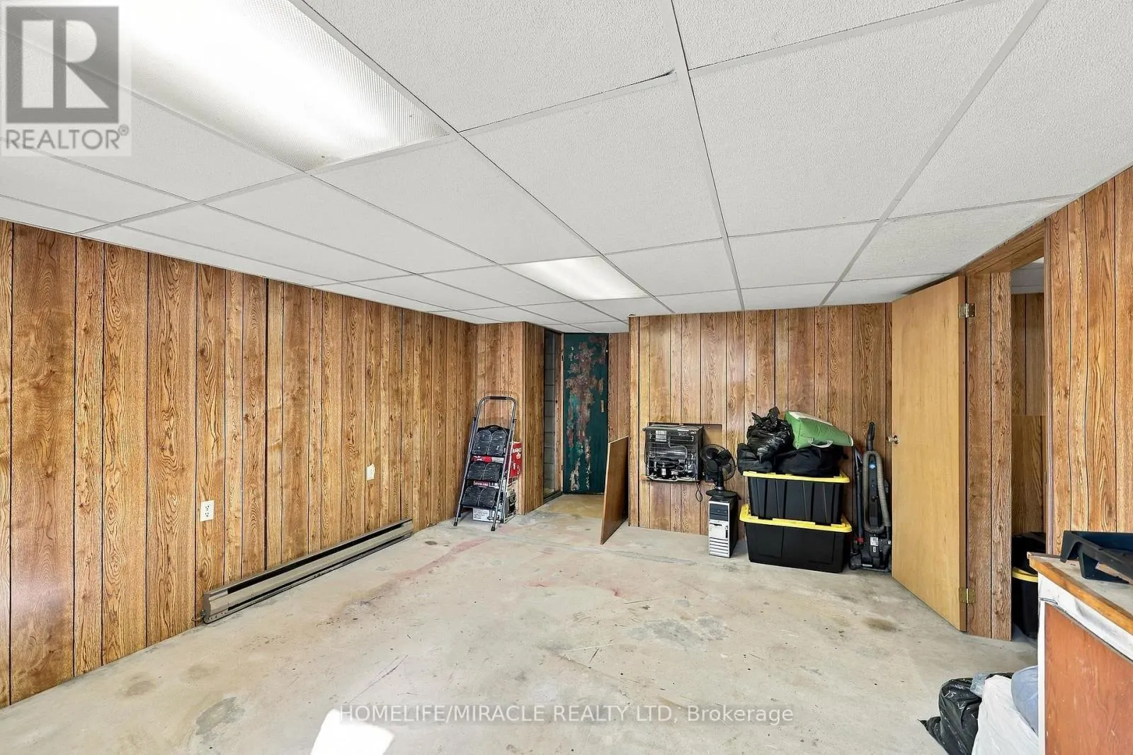 3752 FAIRGROUND ROAD