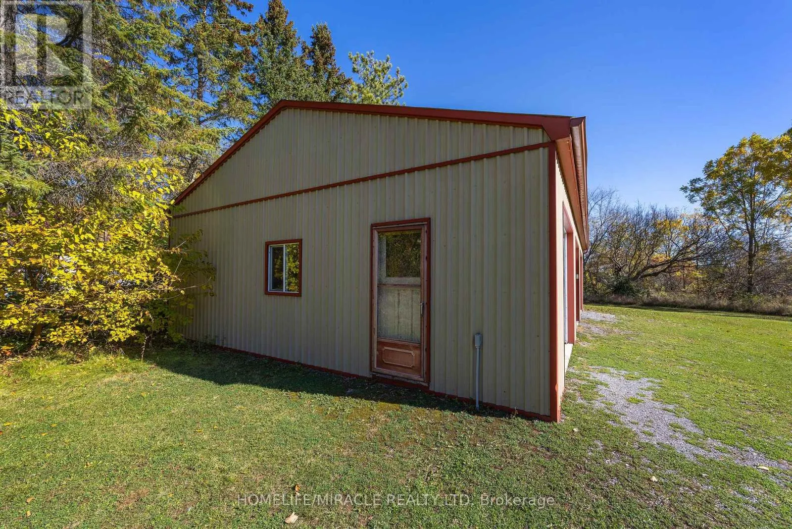 3752 FAIRGROUND ROAD
