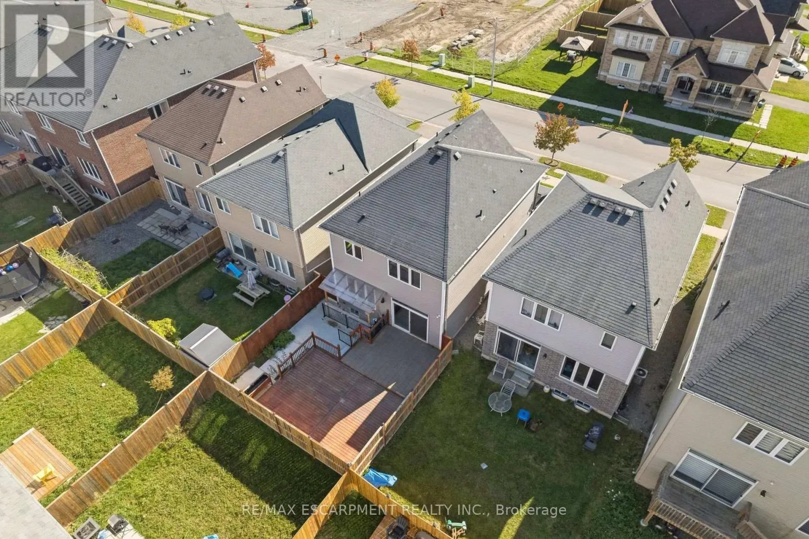 16 ALEXANDRA DRIVE